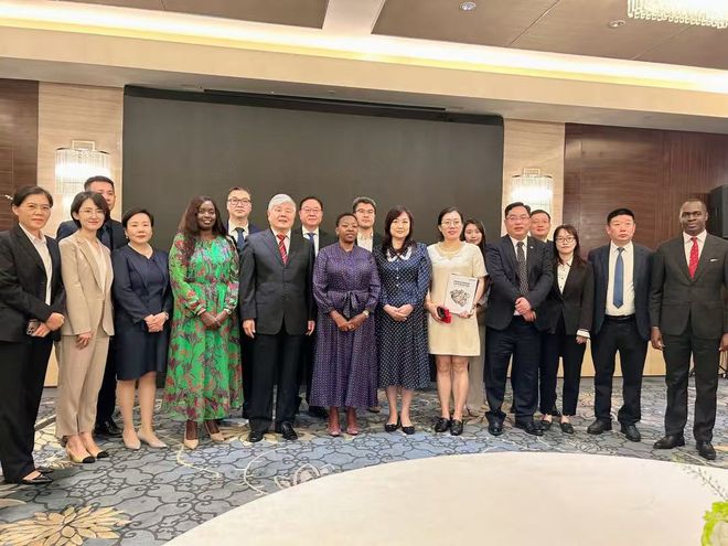 熊猫体育：为健康代言！惠达卫浴2024年度十大新闻回顾(图8)