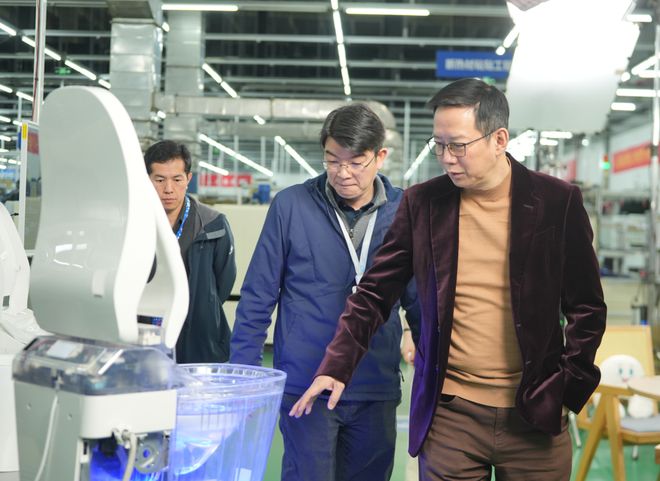 熊猫体育：吴晓波X任少阳：智能马桶还有10—20年的黄金期(图9)