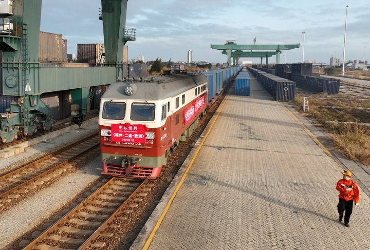 熊猫体育:奋勇争先再上台阶——福建爱拼敢赢展现经济韧劲(图10)