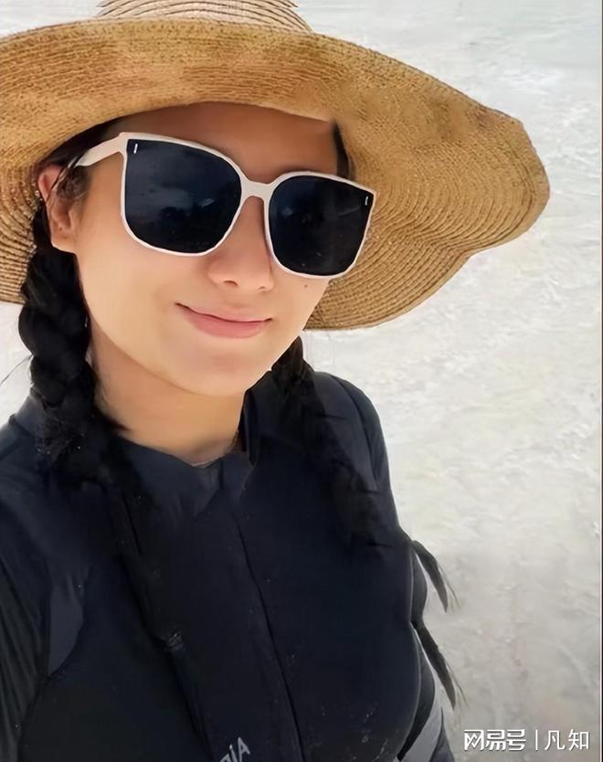 熊猫体育资讯：27岁女孩被蛇咬身亡后续：生活照曝光家属透露更多细节官方通(图3)