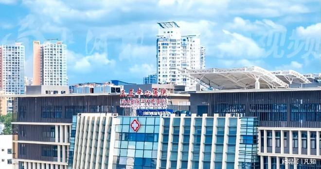 熊猫体育资讯：27岁女孩被蛇咬身亡后续：生活照曝光家属透露更多细节官方通(图12)