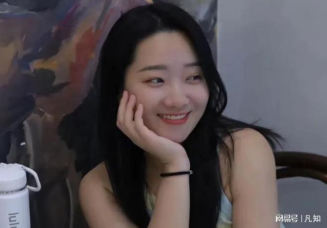熊猫体育资讯：27岁女孩被蛇咬身亡后续：生活照曝光家属透露更多细节官方通(图19)