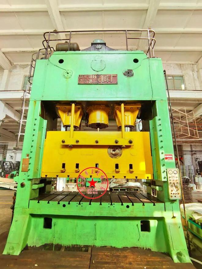 熊猫体育：以为小鸭凉了？2025年靠黑科技强势逆袭早不只是卖洗衣机的了！(图2)