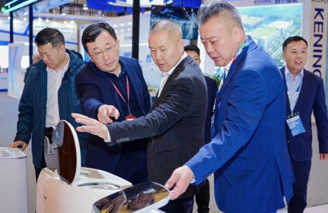 熊猫体育：以为小鸭凉了？2025年靠黑科技强势逆袭早不只是卖洗衣机的了！(图9)