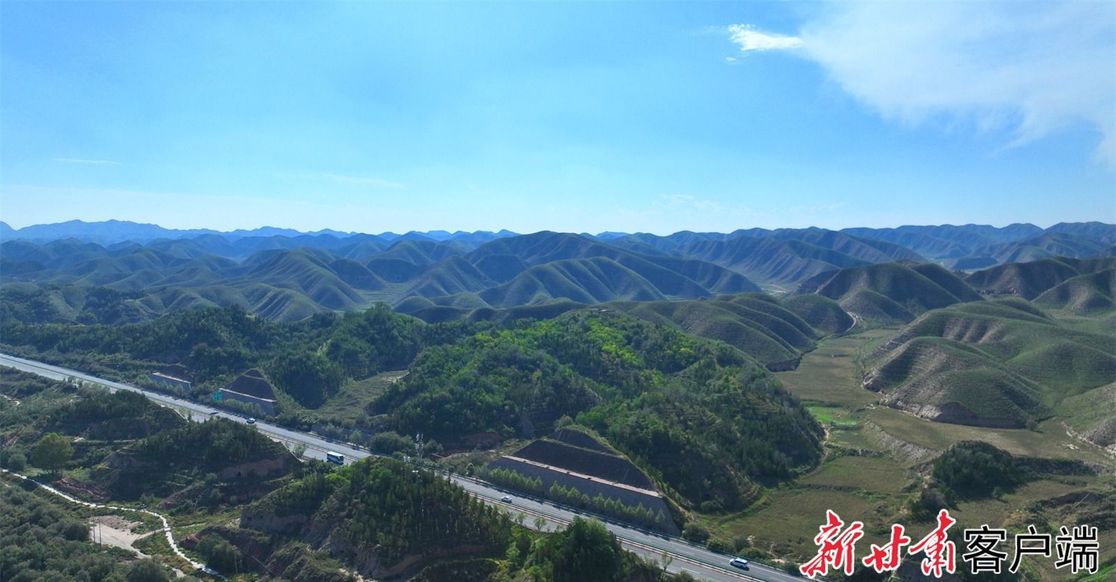 熊猫体育资讯：【甘快看】陇原大地织绿网纵深推进“三北”工程建设(图2)